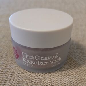 Froya Organics Ultra Cleanse & Revive Face Scrub NEW